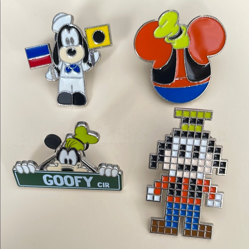 Disney Goofy Enamel Pin Set - Picture 1 of 2